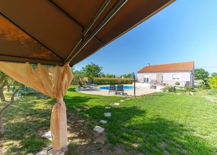 House Roko Gornji Zemunik