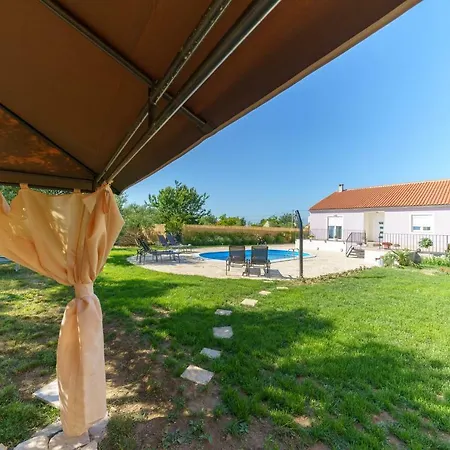 House Roko Gornji Zemunik