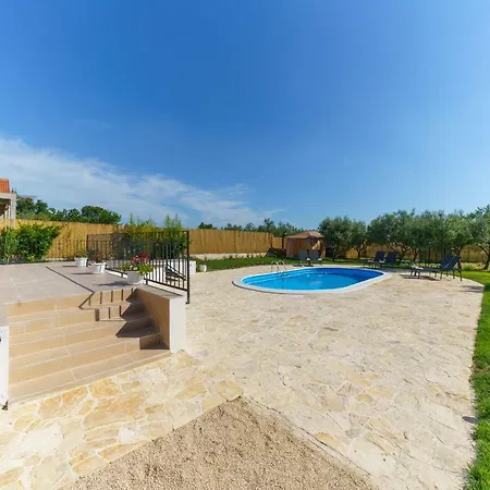 Villa House Roko *
